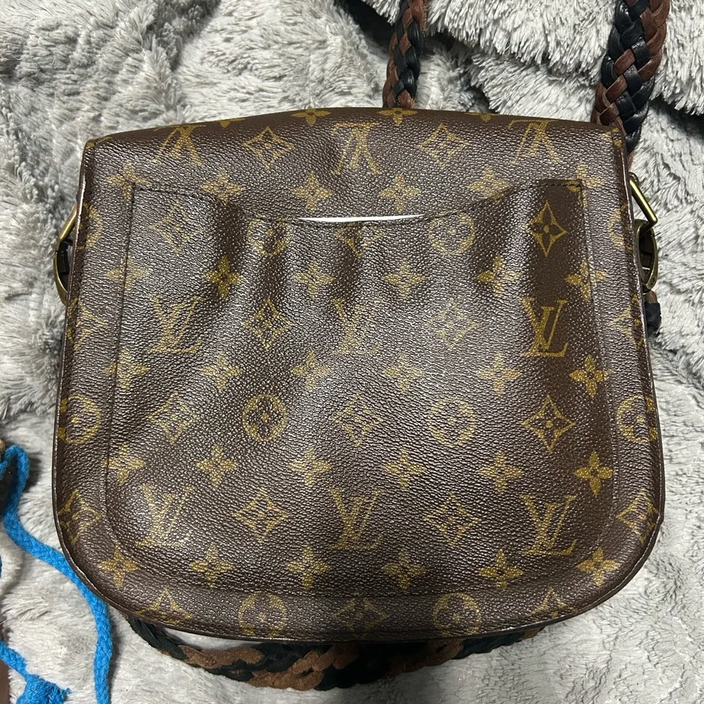 Lv world traveler bag with turquoise pendant vbb - Picture 2 of 10